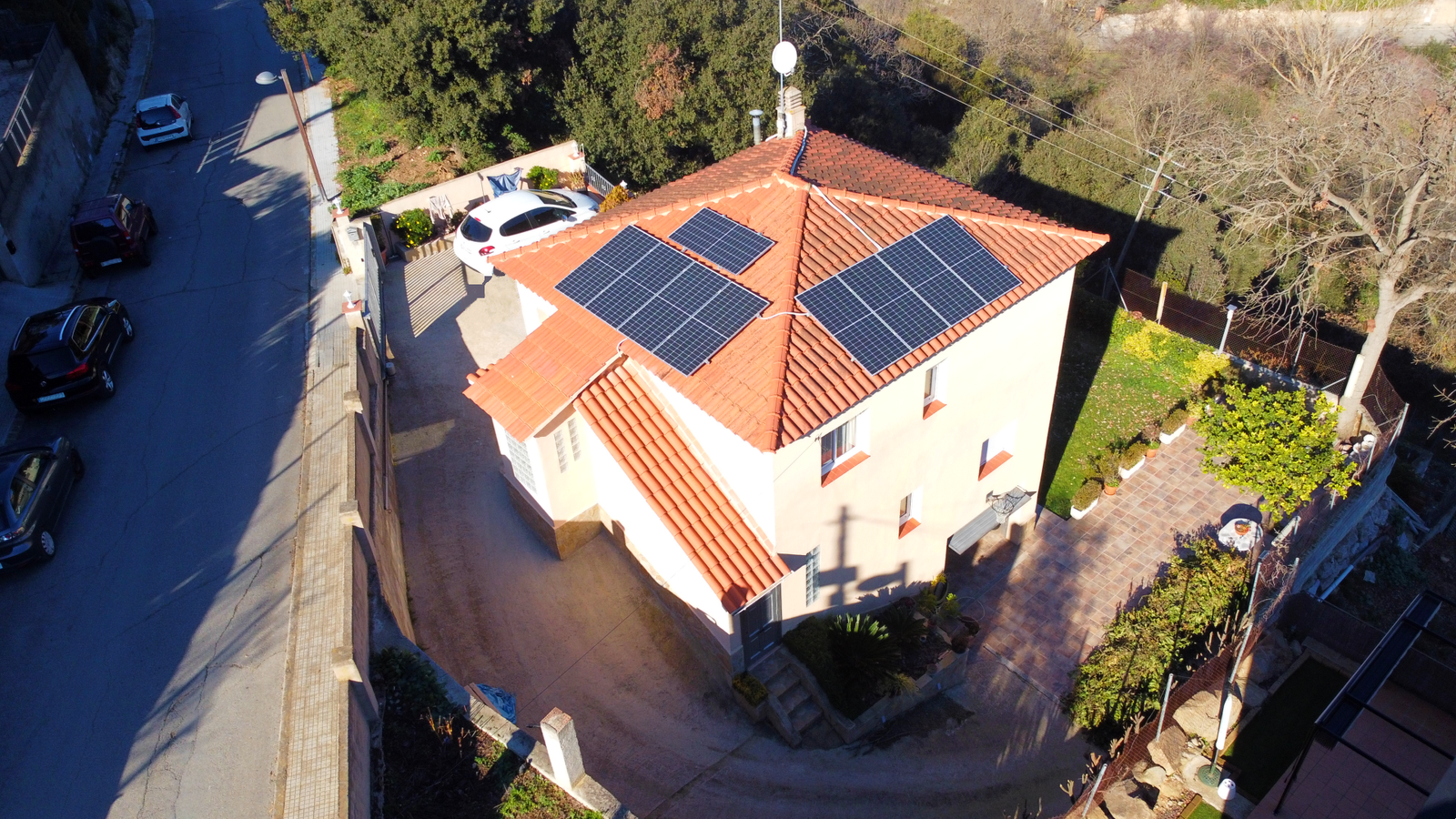 Instal·lació residencial de plaques solars a Sant Fost de Campsentelles