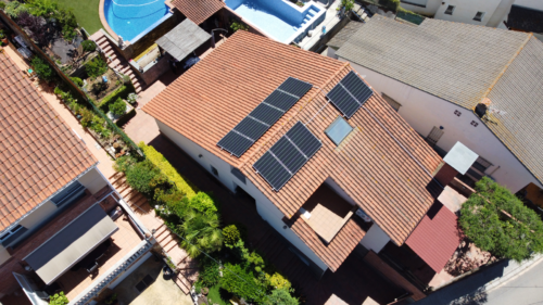 Instal·lació de plaques solars a Sant Fost de Campsentelles
